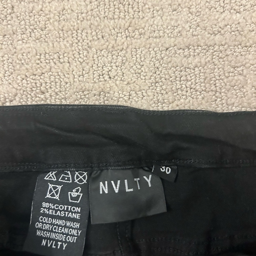 NVLTY Jeans - Picture 2 of 4